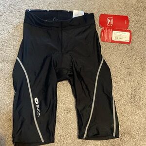 SUGOI NWT Piston 200 Tri Pkt Biker Shorts Size Small Compression Padded